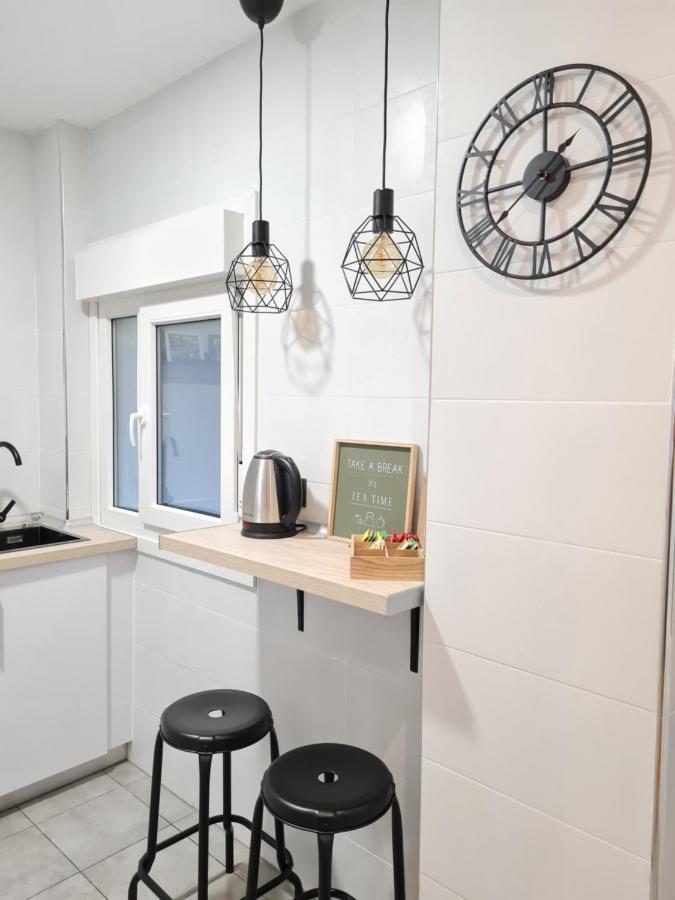 Ayuntamiento Parking Gratis. Auto Check-In. Apartment Bilbao Exterior foto